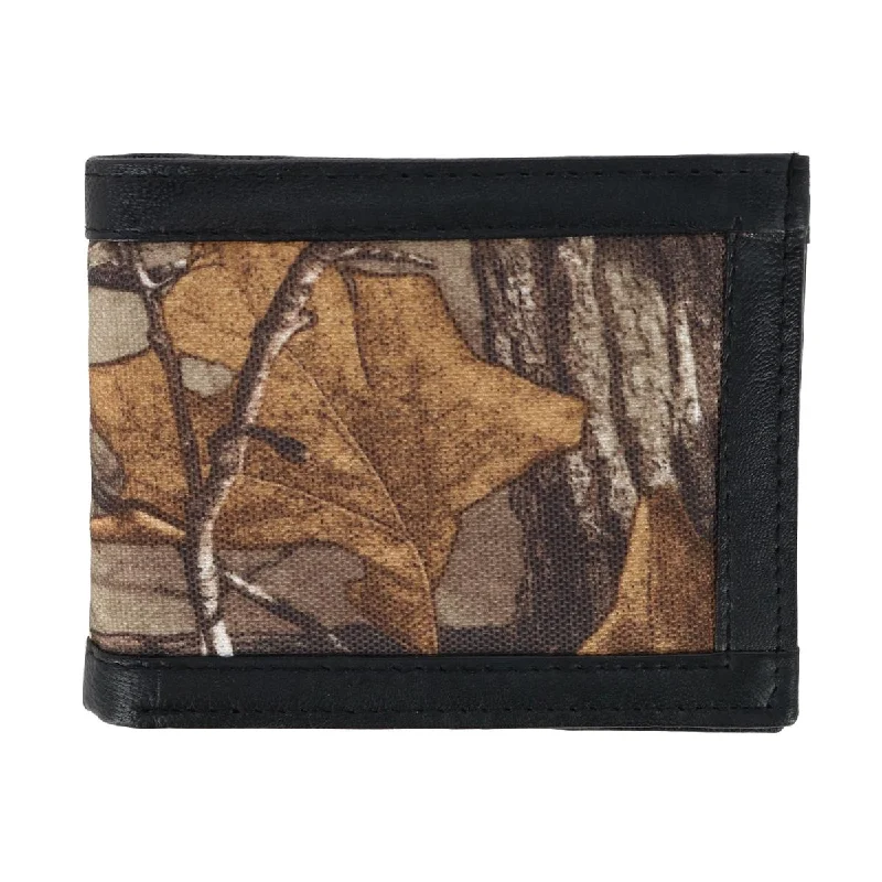 Men's Realtree Camo Bifold Wallet with ID Flap